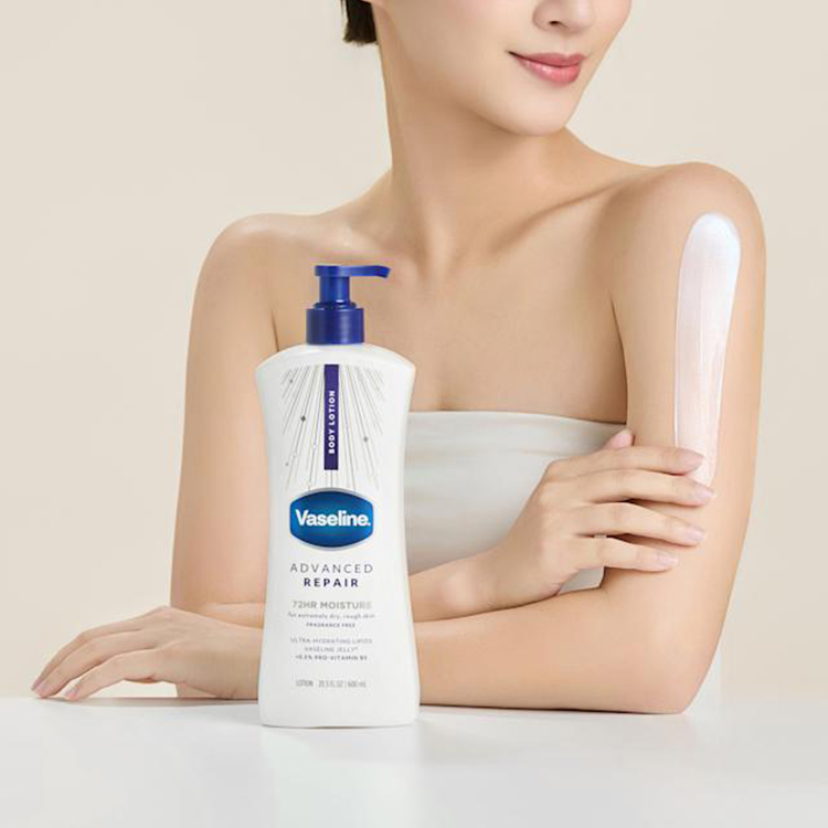 凡士林Vaseline 潤膚乳液 專業修護 (白) 600毫升 X 3入,CS0252,凡士林Vaseline潤膚乳液專業修護(白)600毫升X3入,全館商品,生活用品,新品上市