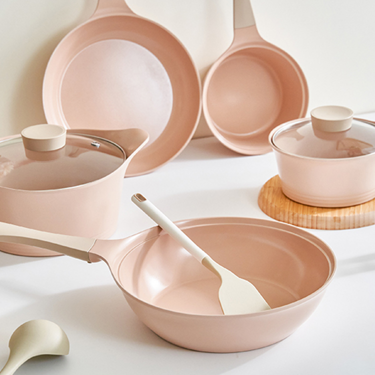 【韓國NEOFLAM 】BELA系列24cm雙耳湯鍋+玻璃蓋(CK-PT-T13S-MT),GF1385,【韓國NEOFLAM】BELA系列24cm雙耳湯鍋+玻璃蓋(CK-PT-T13S-MT),全館商品,生活用品,品牌分類