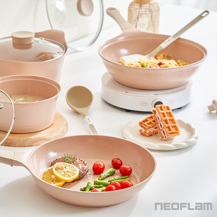 【韓國NEOFLAM 】BELA系列24cm雙耳湯鍋+玻璃蓋(CK-PT-T13S-MT),GF1385,【韓國NEOFLAM】BELA系列24cm雙耳湯鍋+玻璃蓋(CK-PT-T13S-MT),全館商品,生活用品,品牌分類
