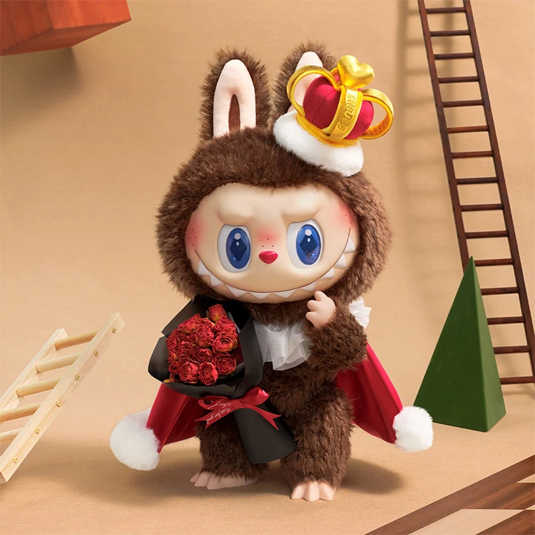 【POPMART】LUBUBU象棋大冒險系列 -搪膠毛絨吊卡-國王37cm (L1),PP9026,【POPMART】LUBUBU象棋大冒險系列-搪膠毛絨吊卡-國王37cm(L1),全館商品,授權卡通,泡泡瑪特
