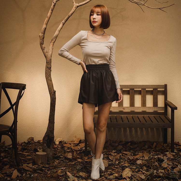 10°C蓄熱鎖溫極暖方領發熱衣,01110061,10°C蓄熱鎖溫極暖方領發熱衣,全館商品,30幣↓專區,促銷優惠